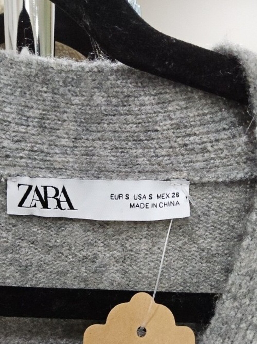 ZARA Gray Button-Front Women's Cardigan Sweater - Picture 2 of 2